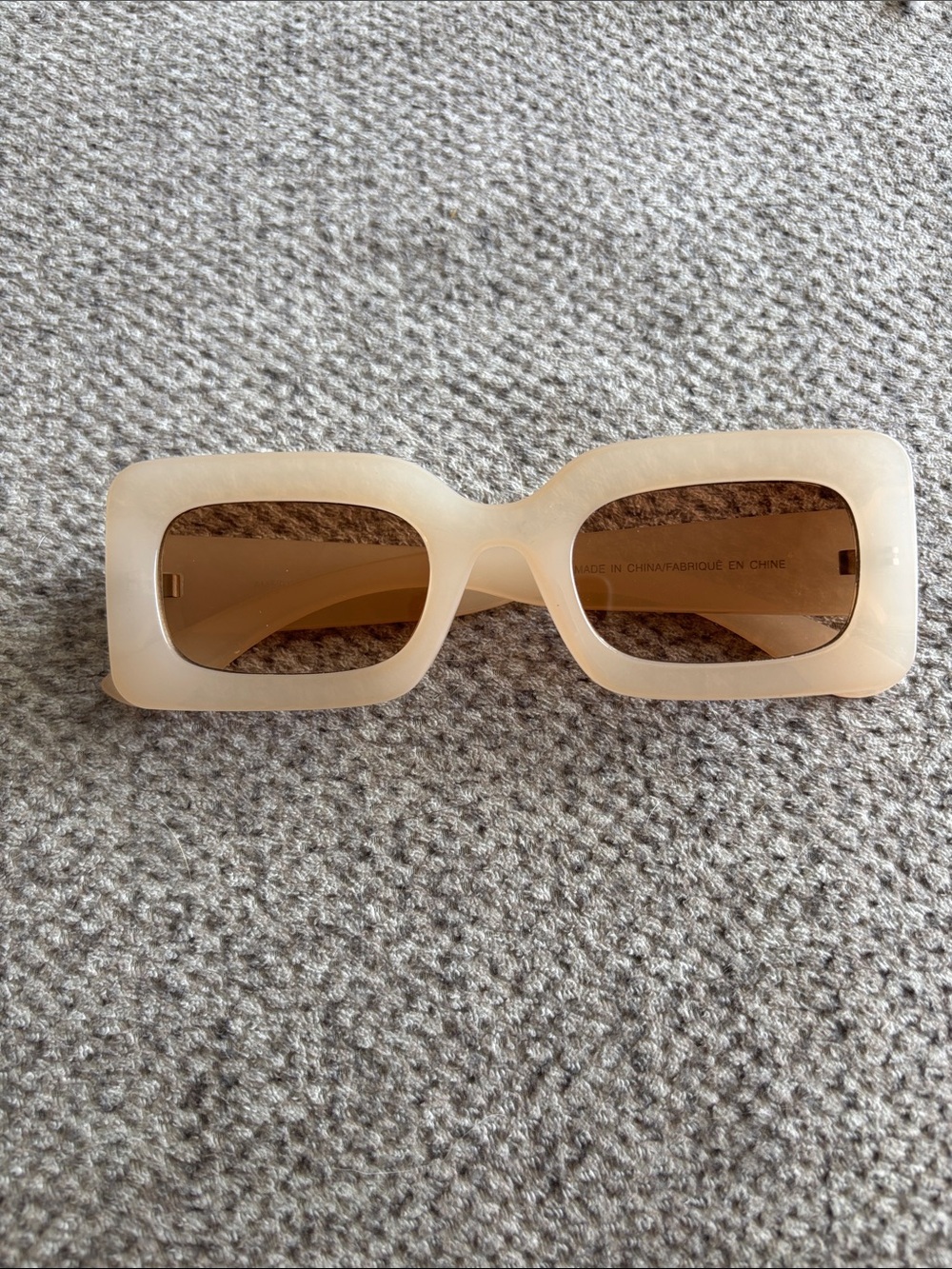 American Eagle Outfitters Beige Rectangular Sunglasses with Brown Lenses
